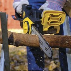 Yardworks™ 10" 20-Volt Cordless Chainsaw -Yardworks shop 0000 LCS31020 3
