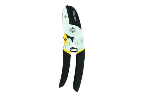 Yardworks® 5/8" Anvil Pruner 1 Yardworks® 5/8" Anvil Pruner