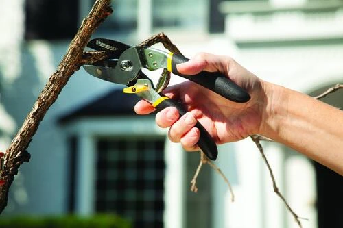 Yardworks® 5/8" Anvil Pruner 3 Yardworks® 5/8" Anvil Pruner - Image 3