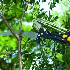 Yardworks® Telescoping Tree Pruner -Yardworks shop 2650127 scene1